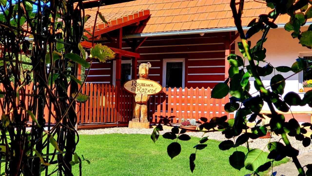 Roubenka Rozkos Villa Nové Město nad Metují Екстериор снимка