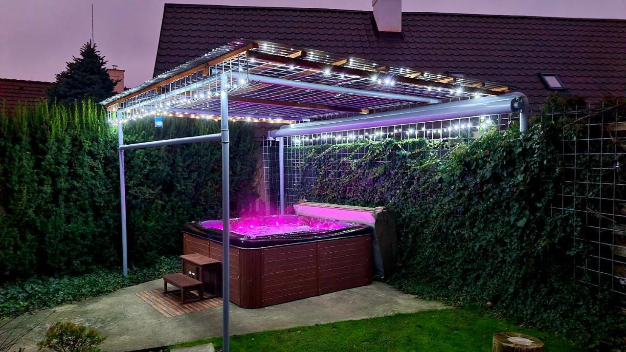 Roubenka Rozkos Villa Nové Město nad Metují Екстериор снимка